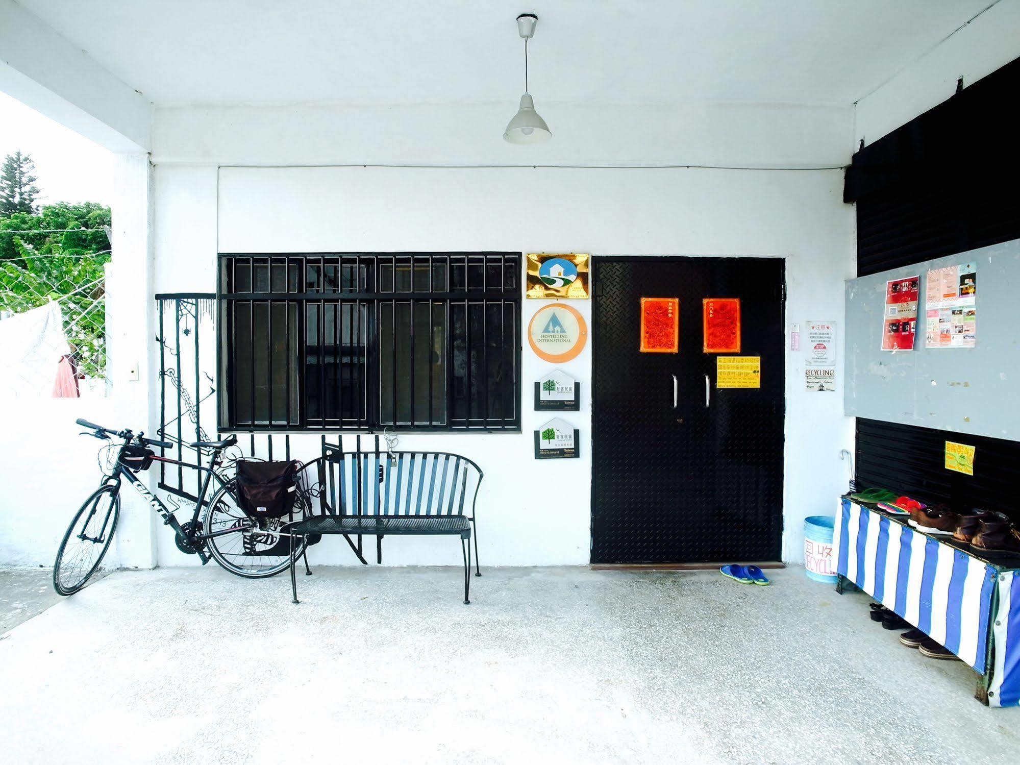 都蘭朋友家 Dulan Friends Hostel Донгхе Екстериор снимка